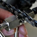 KLUCZ DO ŁAŃCUCHA ROZKUWACZ SKUWACZ ROWEROWY DO ROWERA STALOWY PORZĄDNY - obrazek 4