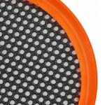 Pomarańczowa siatka tenisowa z drobnymi otworami, wzór w kropki na czarnym tle.