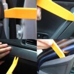 Narzędzia do demontażu paneli samochodowych, żółte plastikowe łopatki używane do usuwania listew wewnętrznych auta.